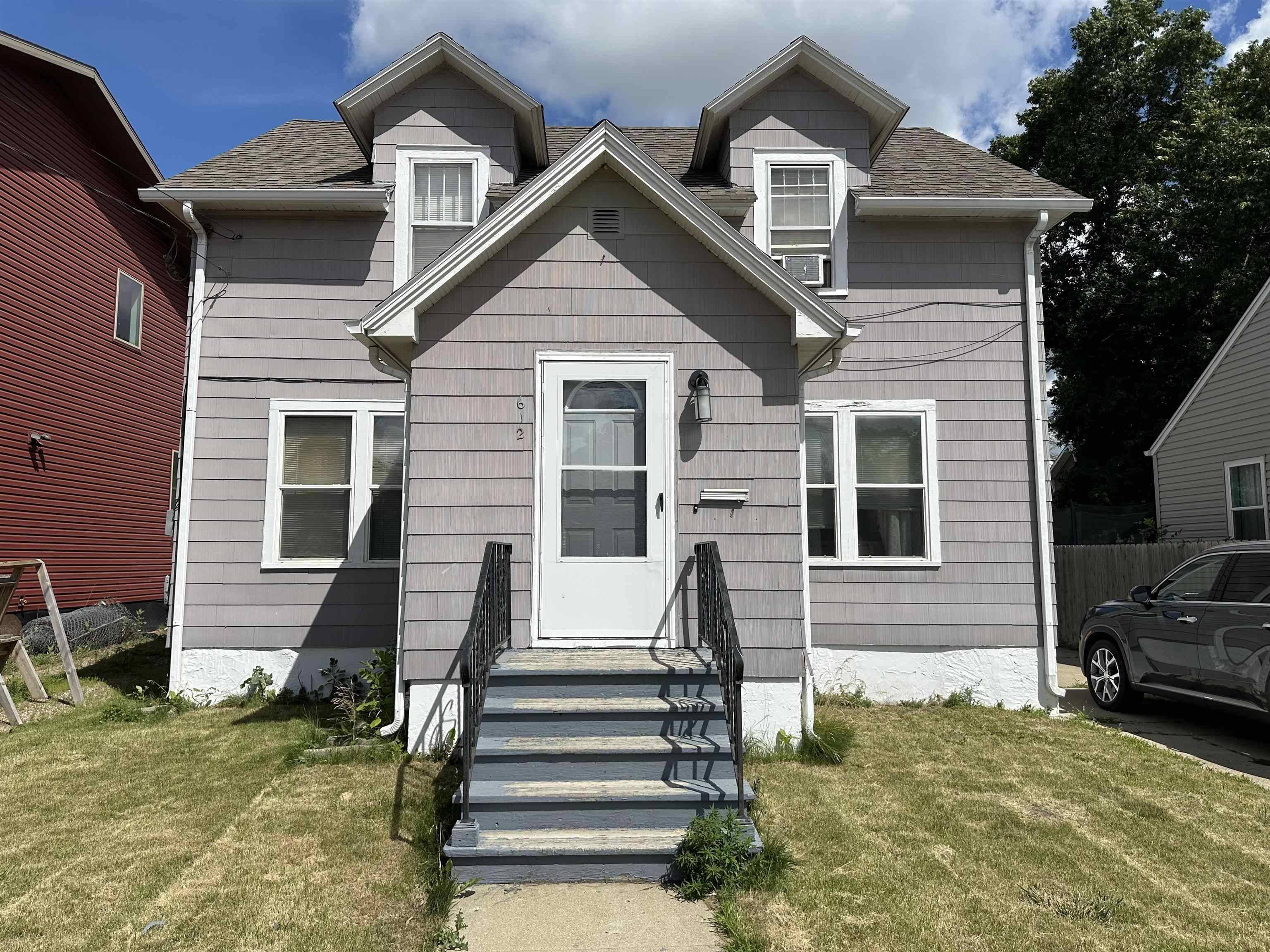 612 NW 8th Street, Minot, ND 58701