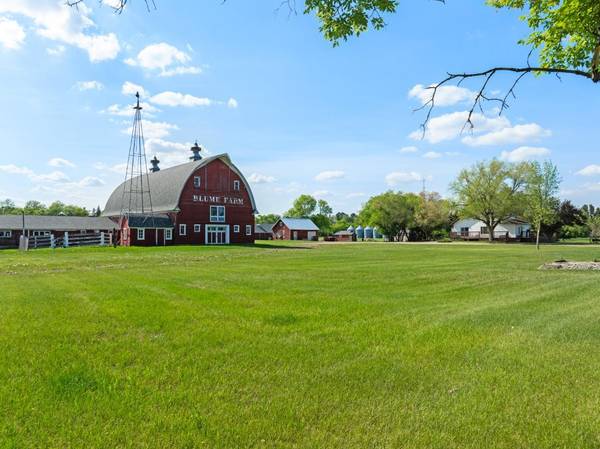 17501 13th St NE, Glenburn, ND 58740