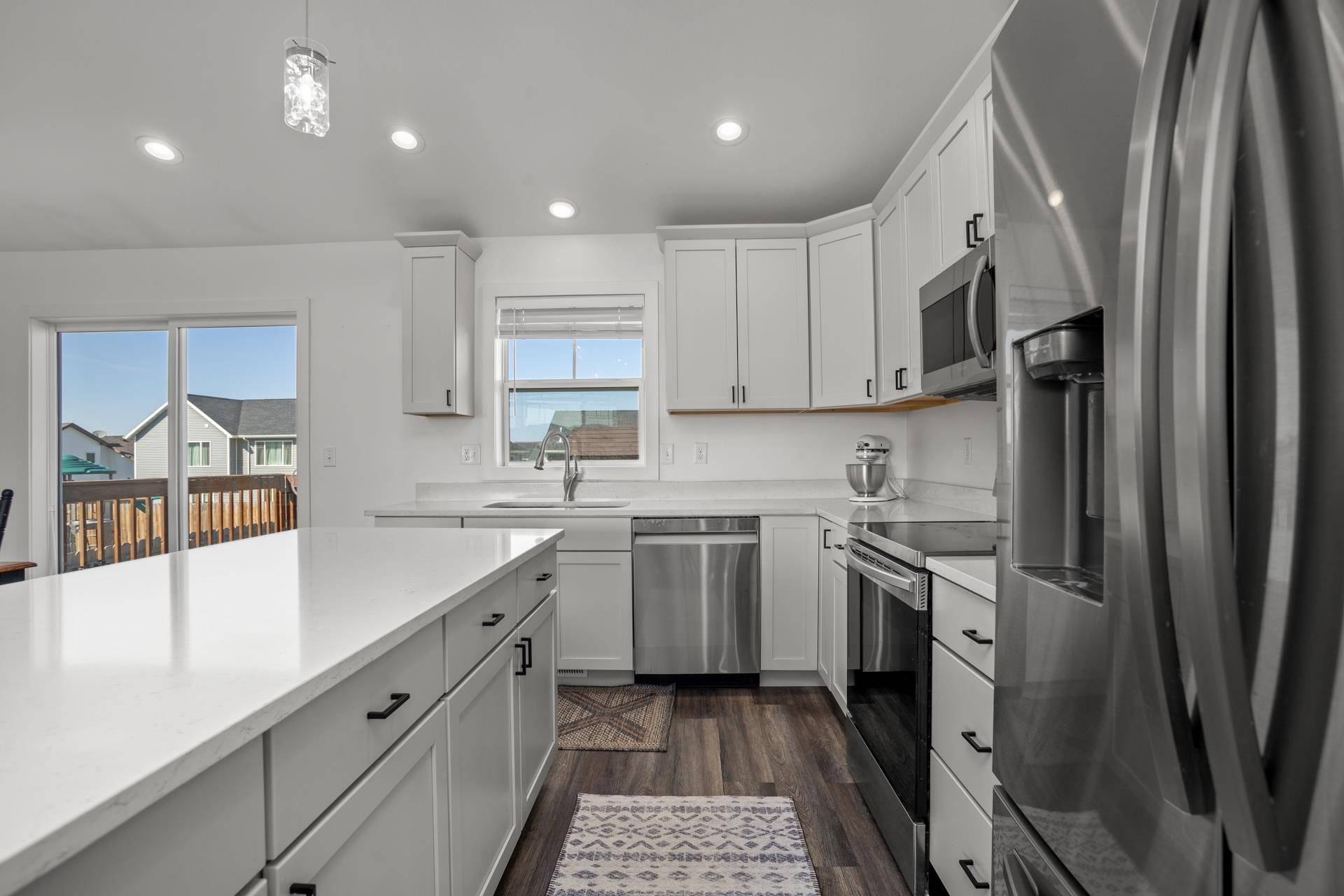 114 MULBERRY LOOP NE, Minot, ND 58703