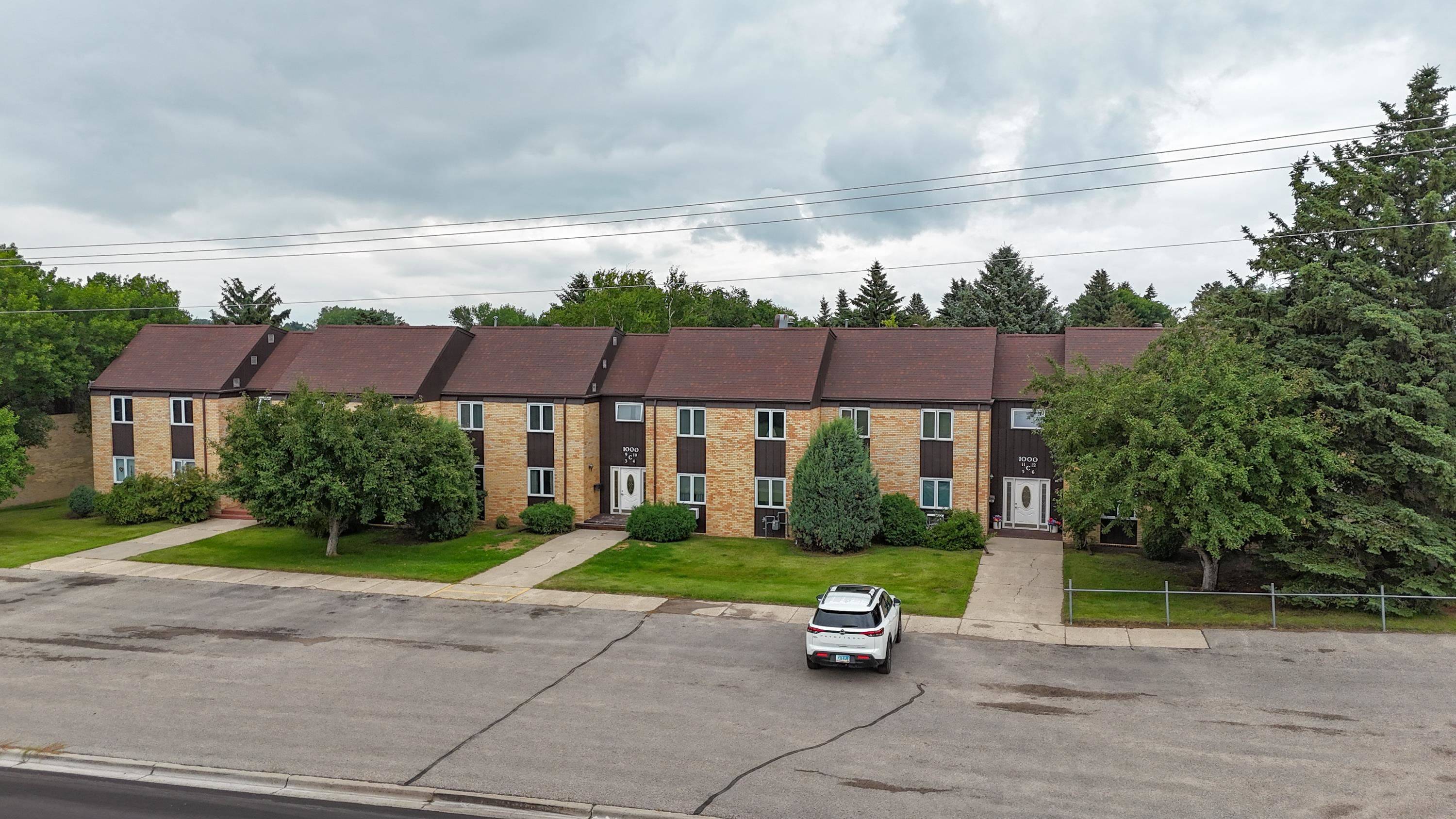 1000 20th Ave NW #UNIT C10, Minot, ND 58783-1264
