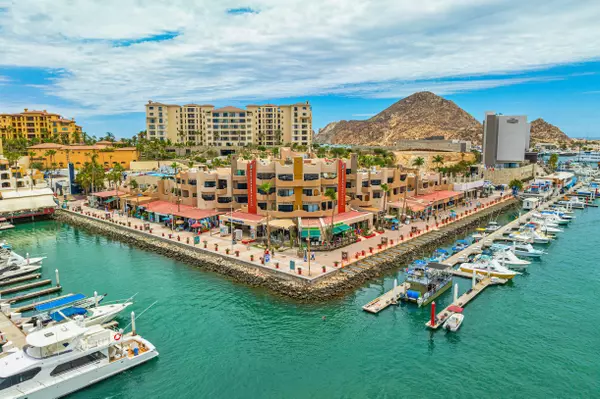 Cabo San Lucas, BCS,Blvd. Paseo De La Marina #301&304