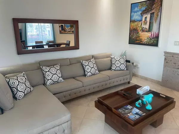 Cabo San Lucas, BCS,3757 Blvd. Constituyentes #208 H