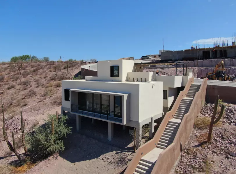 Lot 4A Avenida de Las Joyas Pedregal La Paz #Casa Caiman, La Paz, BCS