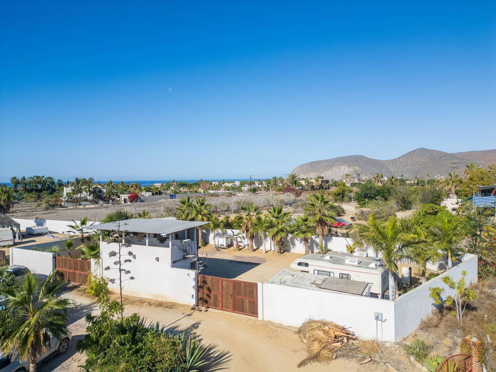 #RV Gated Retreat, Pacific, BCS