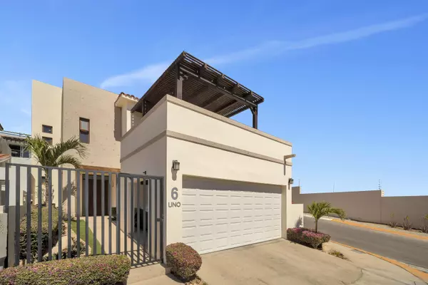 3 bed, 2.5 bath w/ maids quarter w/ bath #Casa 6UNO Privanzas, El Tezal, Cabo Corridor, BCS