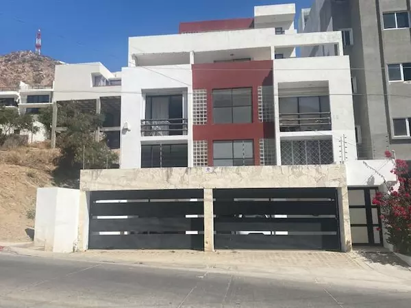 Cabo San Lucas, BCS,Miguel Herrera #102