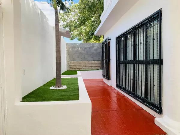 1025 SAN JUAN  #CASA PASION, La Paz, BCS