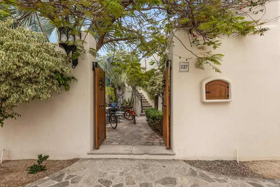 Calle Collins  #FN 227 Casa Jardin, Loreto, BCS