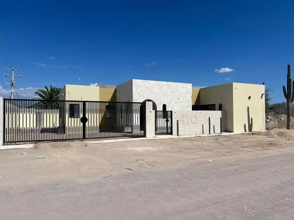 La Paz, BCS,410 CALLE 15  #CASA EL CENTENARIO