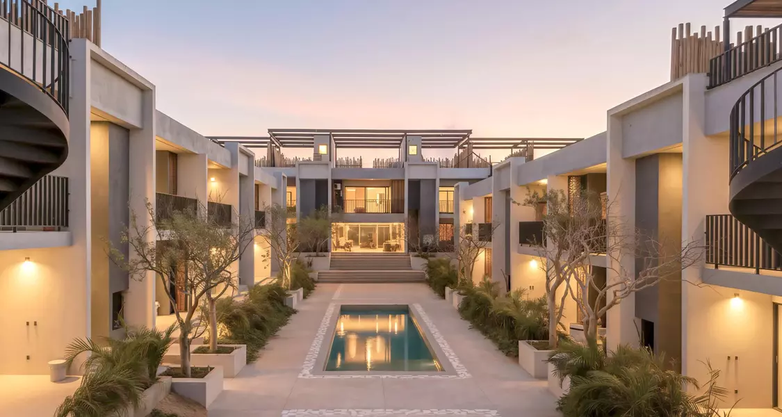 Upper level #202, East Cape, BCS