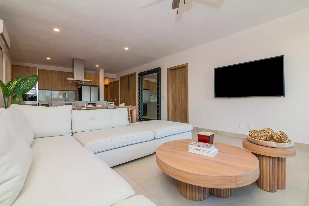 Cabo Corridor, BCS,Sea of Cortes / Mar de Cortes Penthouse #406