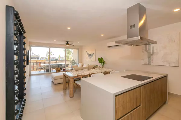 Cabo Corridor, BCS,Sea of Cortes / Mar de Cortes Penthouse #406