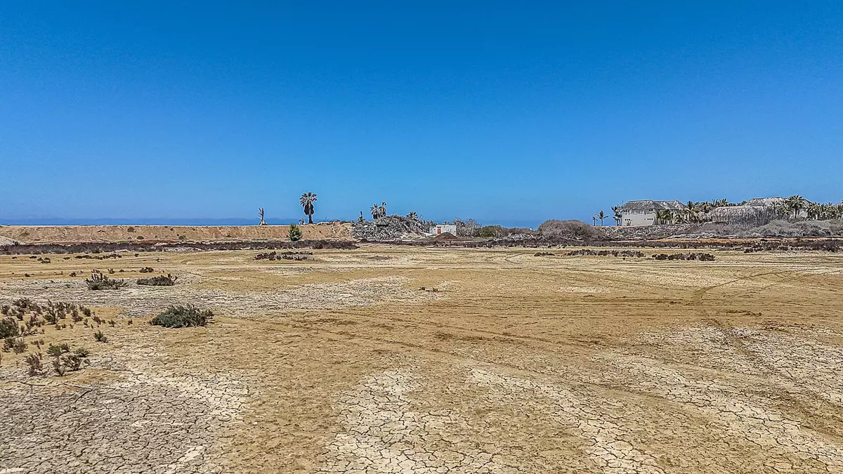 Pacific, BCS,Beach Lot 11