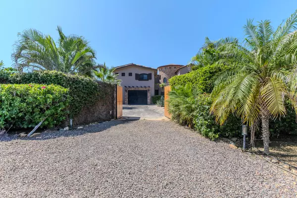 Pacific, BCS,#Villa Piazza Beachfront