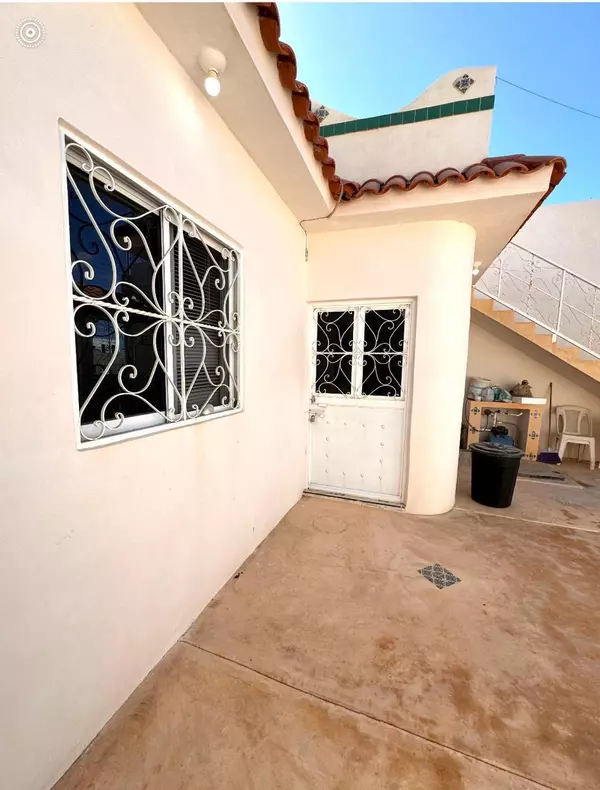 Cabo San Lucas, BCS,LOT40 M.17 TULUPAN GIRASOL #CASA CIELITO