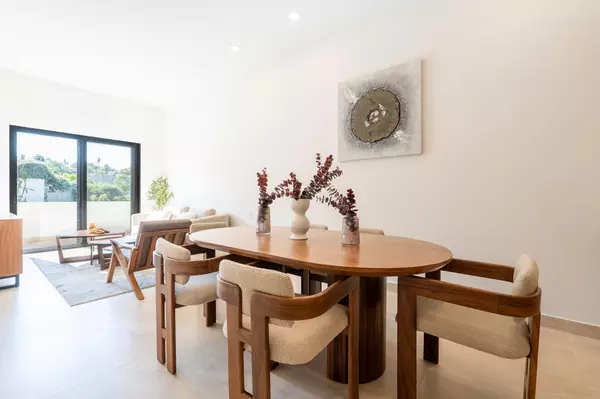 Idelfonso Green, Av Centenario #A-201, San Jose Del Cabo, BCS