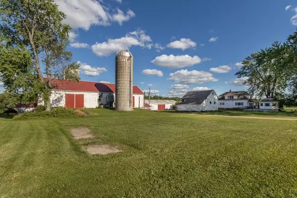 241477 EINERT CREEK LANE, Athens, WI 54411