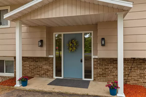 Nekoosa, WI 54457,396 WOODBRIDGE WAY