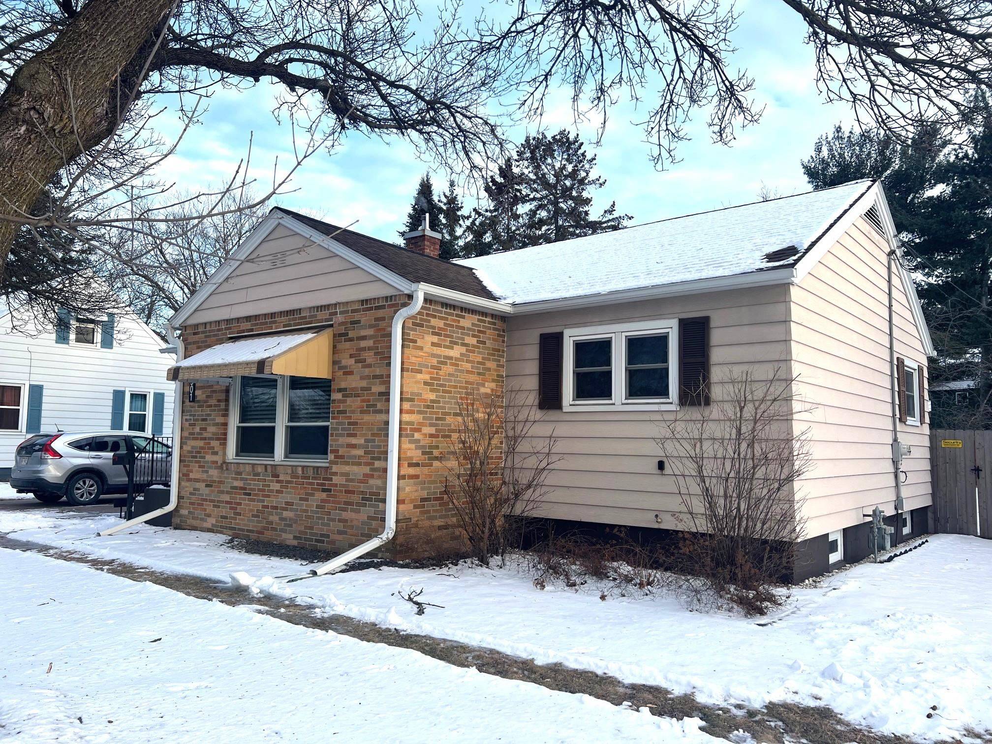 Stevens Point, WI 54481,2501 STANLEY STREET
