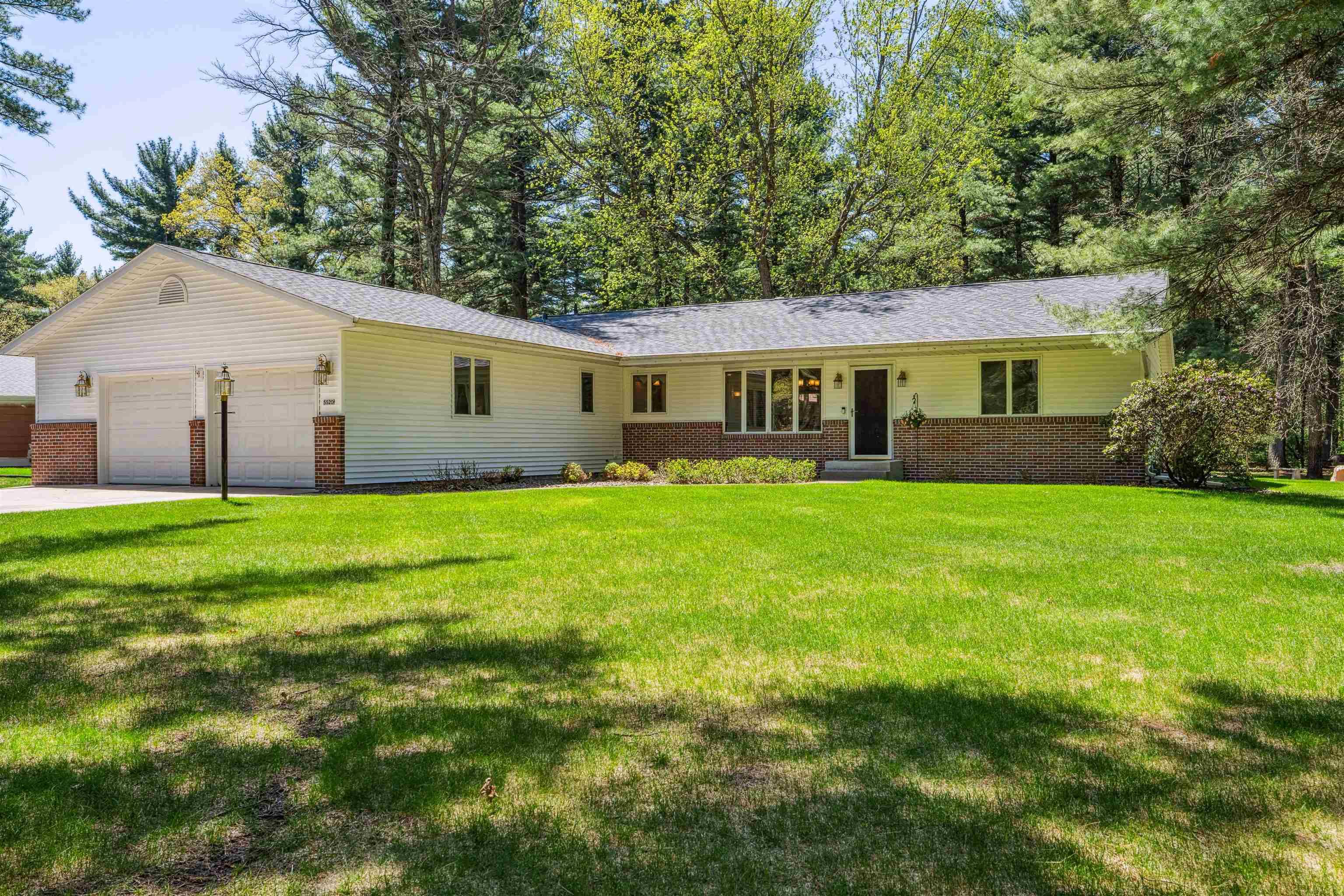 5520 BARBERRY DRIVE, Wisconsin Rapids, WI 54494