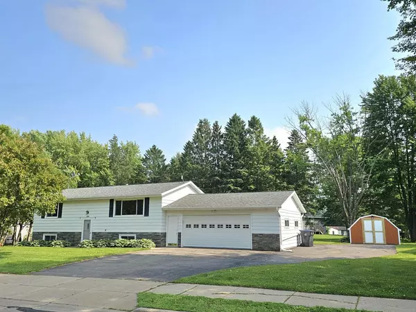 1116 E MC MILLAN STREET, Marshfield, WI 54449