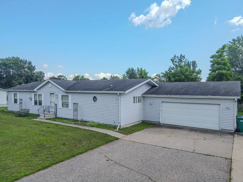 383 W BUEHLER AVENUE, Nekoosa, WI 54457-1364