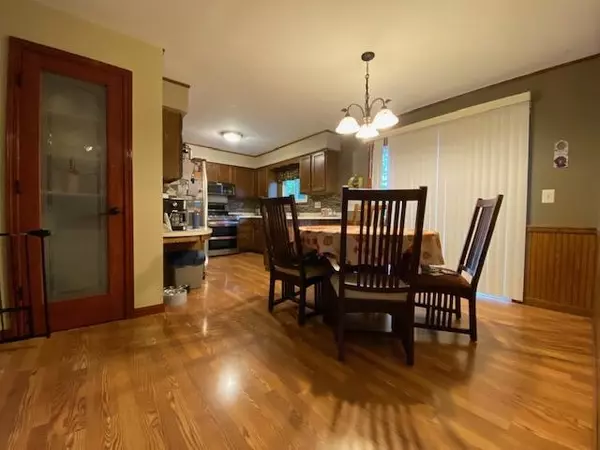 Plover, WI 54467,2331 HICKORY DRIVE