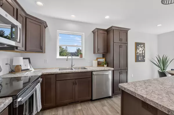 Wisconsin Rapids, WI 54494,1530 HUNTINGTON AVENUE