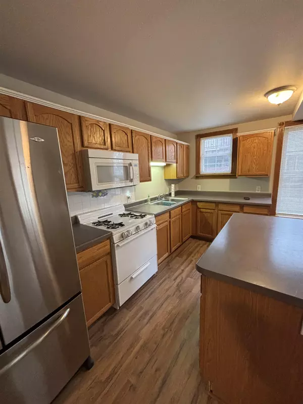 Stevens Point, WI 54481,2117 WYATT AVENUE