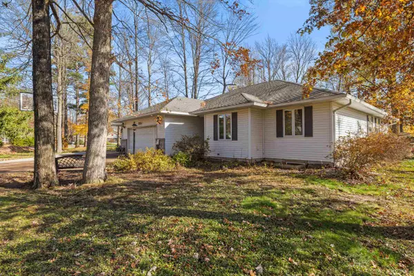 Plover, WI 54467,2151 W BREEZEWOOD COURT