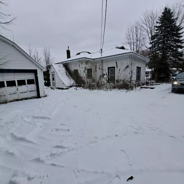 Stevens Point, WI 54481,2812 WATER STREET