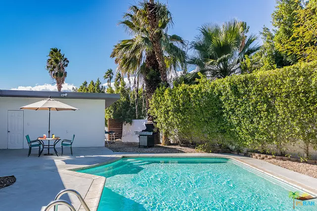 1690 E Buena Vista DR, Palm Springs, CA 92262
