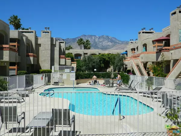 Palm Springs, CA 92264,2601 S BROADMOOR DR #77