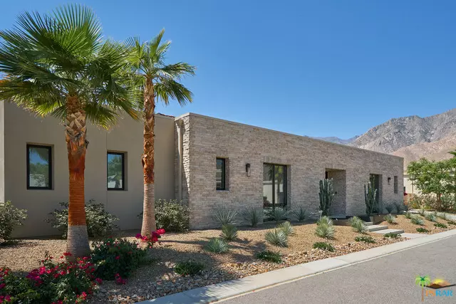 1049 BELLA VISTA, Palm Springs, CA 92264