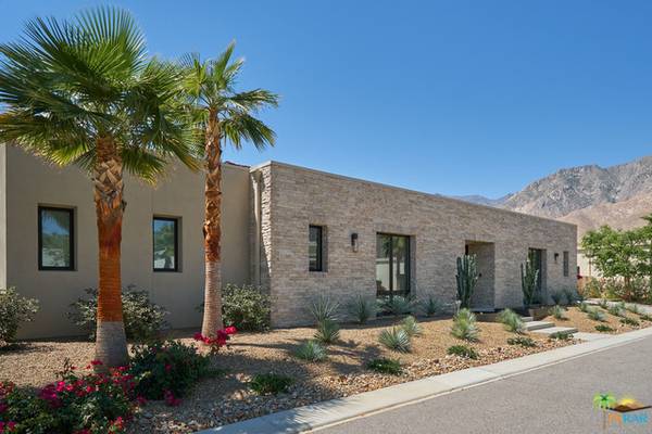 1049 BELLA VISTA, Palm Springs, CA 92264