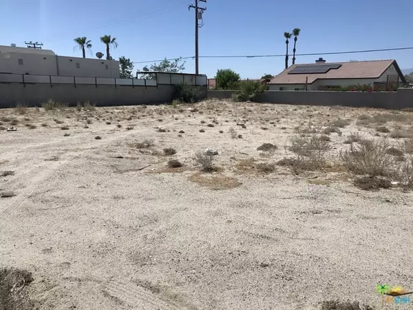 Cathedral City, CA 92234,0 Vista Chino