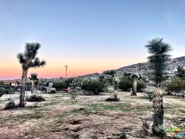 Yucca Valley, CA 92284,7807 VALLEY VISTA AVE