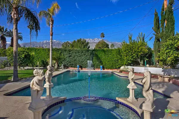 Palm Springs, CA 92262,233 N HELENA CIR