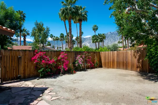 Palm Springs, CA 92264,3165 E LOMA VISTA CIR