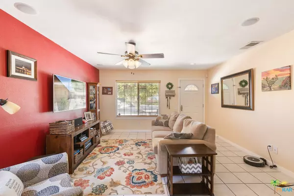 La Quinta, CA 92253,52940 AVENIDA VALLEJO