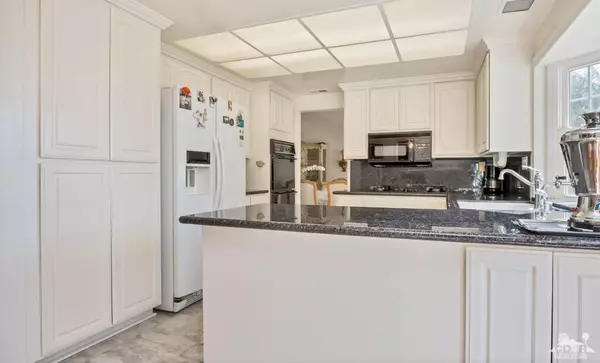 Fountain Valley, CA 92708,0 La Mora CIR