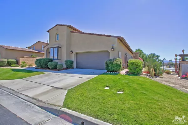 Indio, CA 92203,0 Twin River LN