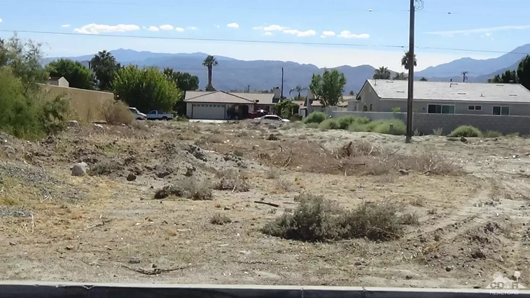 530 Vega RD, Cathedral City, CA 92234