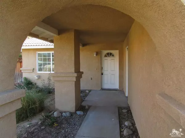 Cathedral City, CA 92234,0 Molinos CT