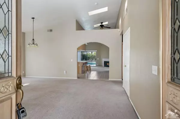 Palm Desert, CA 92211,75615 Dempsey DR