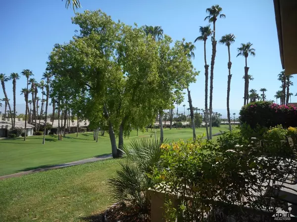 Palm Desert, CA 92211,76672 Chrysanthemum WAY