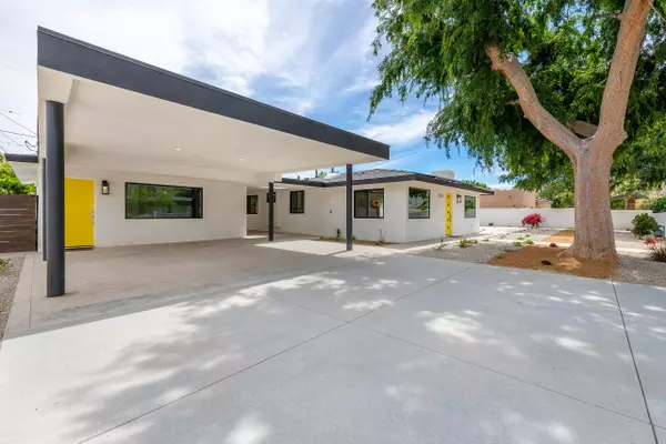 Palm Springs, CA 92264,628 Desert WAY