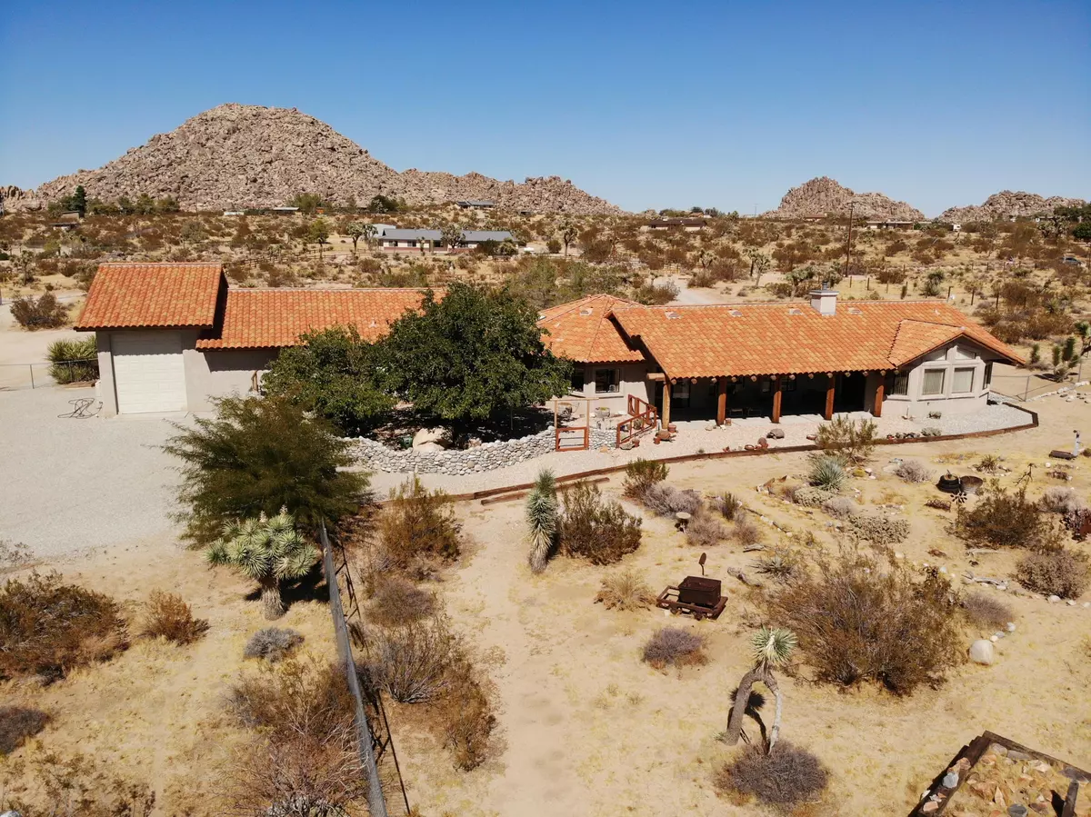 Joshua Tree, CA 92252,63533 Wagon Wheel RD