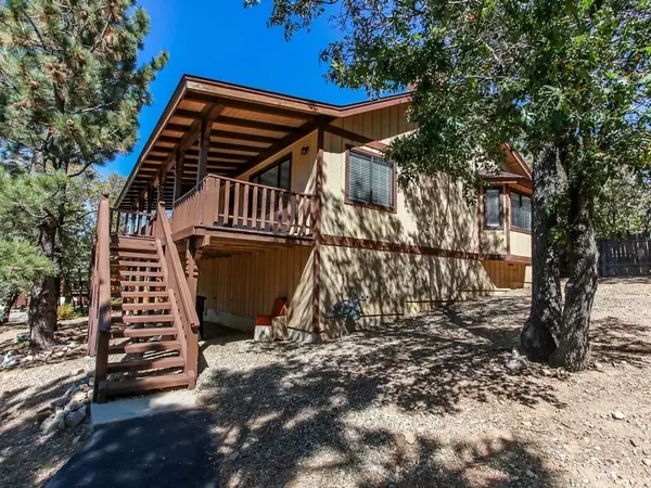 Big Bear City, CA 92314,445 Villa Grove AVE