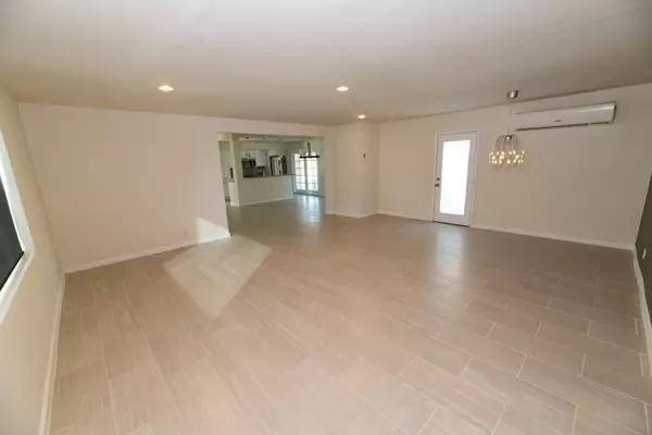 Palm Springs, CA 92262,504 N Cantera CIR W